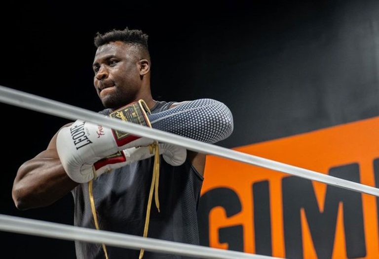 Francis Ngannou prognozirao meč između Miočića i Jonesa