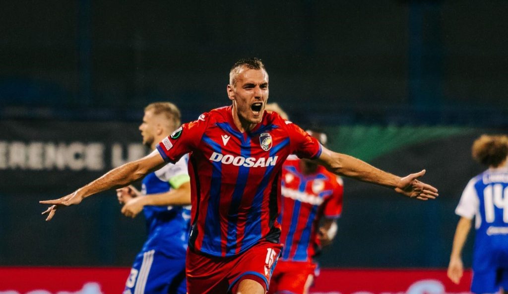 Nogometaši Dinama upisali su minimalni poraz rezultatom 0:1 od češke Viktorije Plzen u susretu 3. kola skupine C Konferencijske lige.