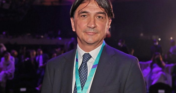 Izbornik hrvatske nogometne reprezentacije Zlatko Dalić osvrnuo se na dva teška poraza koja su Vatreni doživjeli u kvalifikacijama za Europsko prvenstvo.