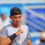 Mladi hrvatski tenisač Dino Prižmić (18) plasirao se jučer u drugo kolo ATP turnira u Stockholmu