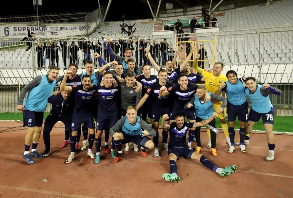 Nogometaši Hajduka poraženi su od Osijeka rezultatom 0:2 na Poljudu u susretu 12. kola Supersport HNL-a.